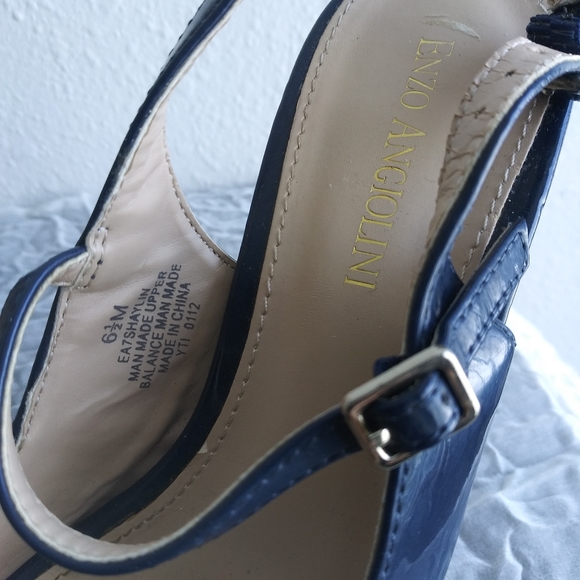 ENZO ANGIOLINI Patent Leather Platform Heels - Picture 5 of 5